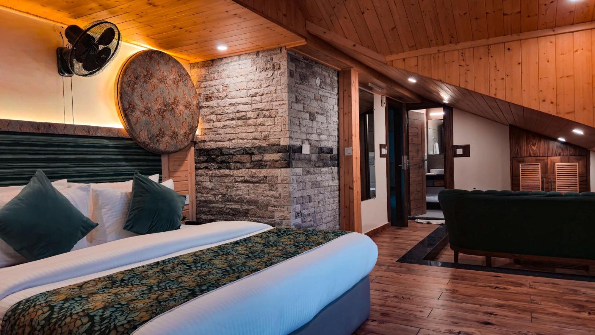 Nazaara - A Luxe Retreat Hotel มะนาลี ภายนอก รูปภาพ