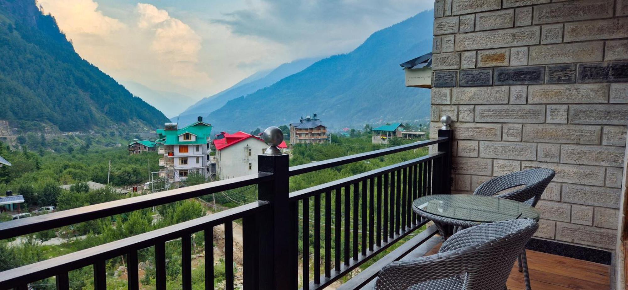 Nazaara - A Luxe Retreat Hotel มะนาลี ภายนอก รูปภาพ