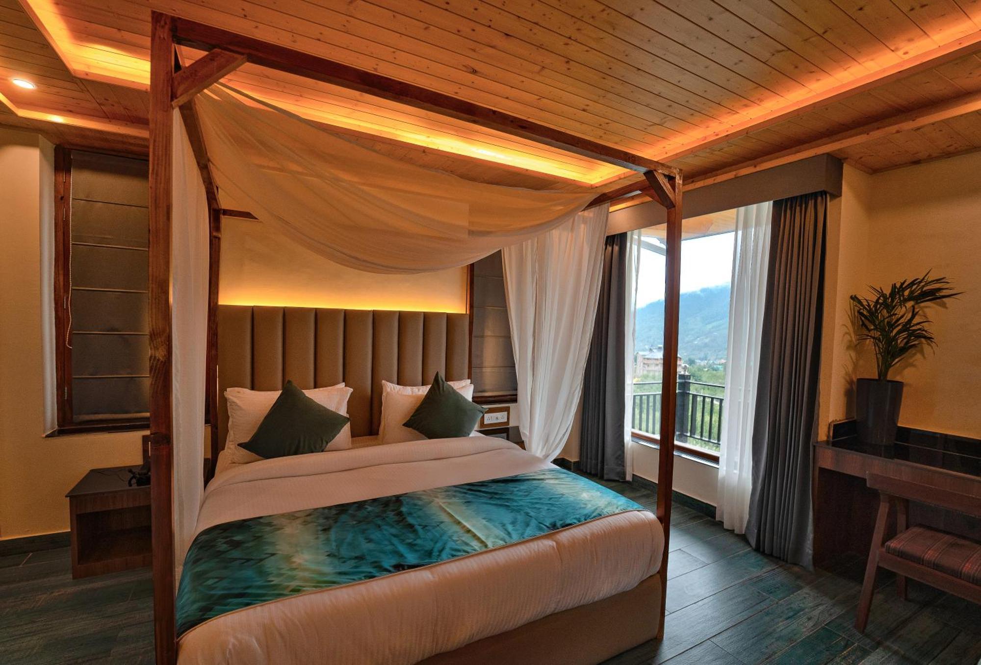 Nazaara - A Luxe Retreat Hotel มะนาลี ภายนอก รูปภาพ