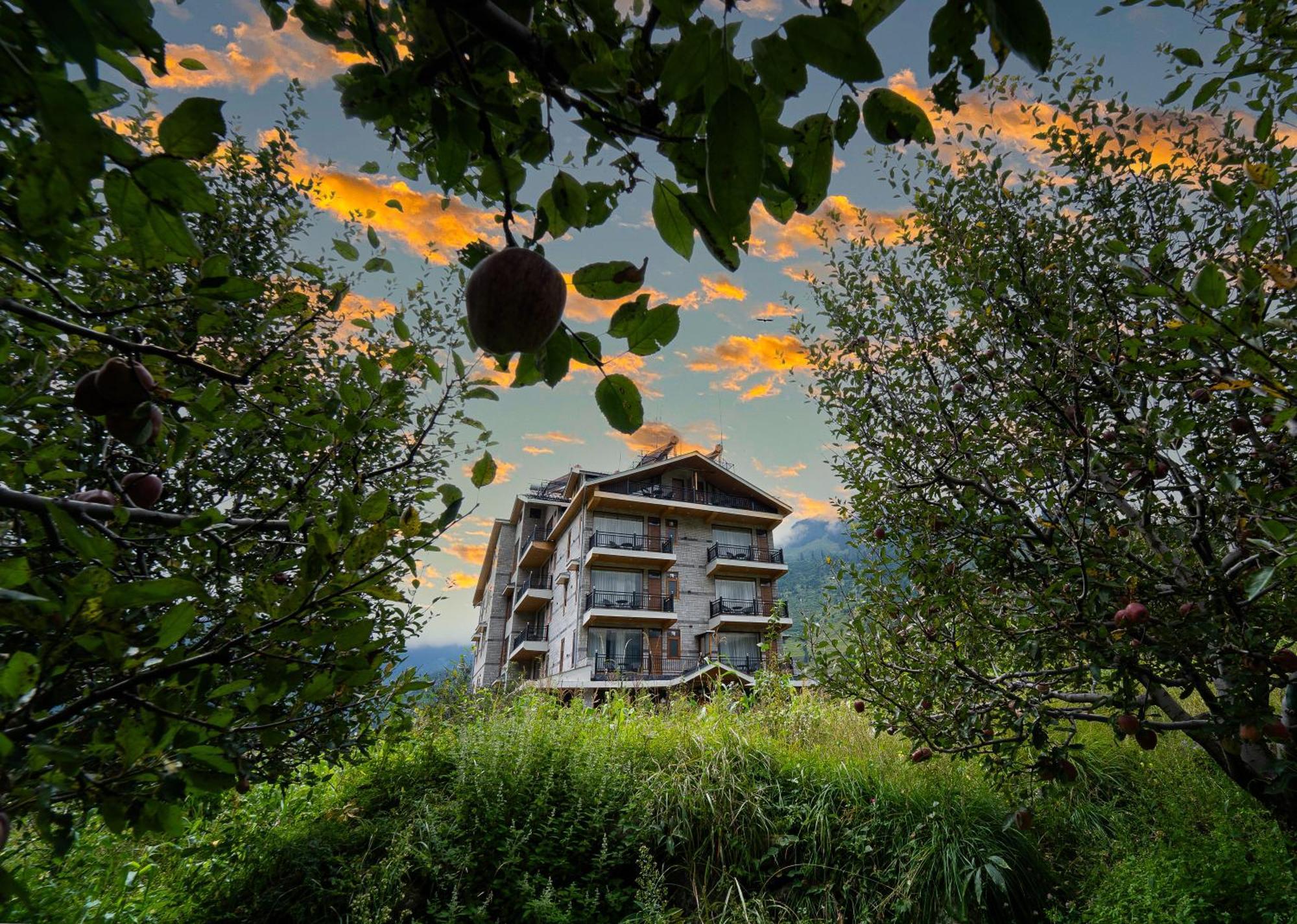 Nazaara - A Luxe Retreat Hotel มะนาลี ภายนอก รูปภาพ